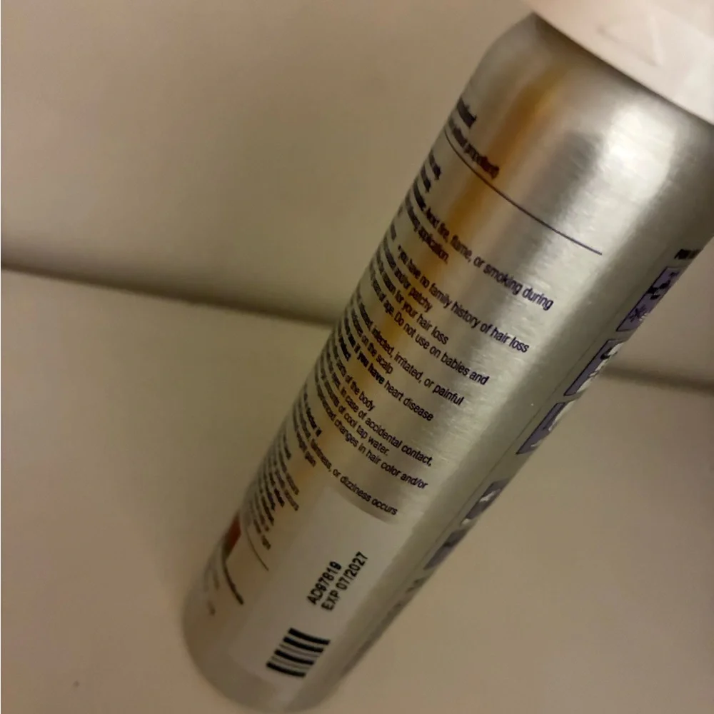 Men’s White and Blue Minoxidil Topical Aerosol